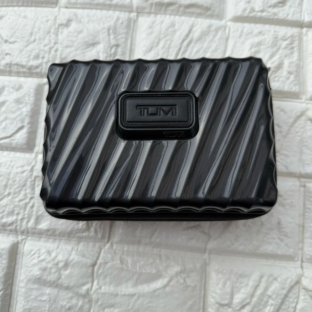 TUMI for DELTA Amenity Travel Kit Hard Case Dark Gray (Empty)